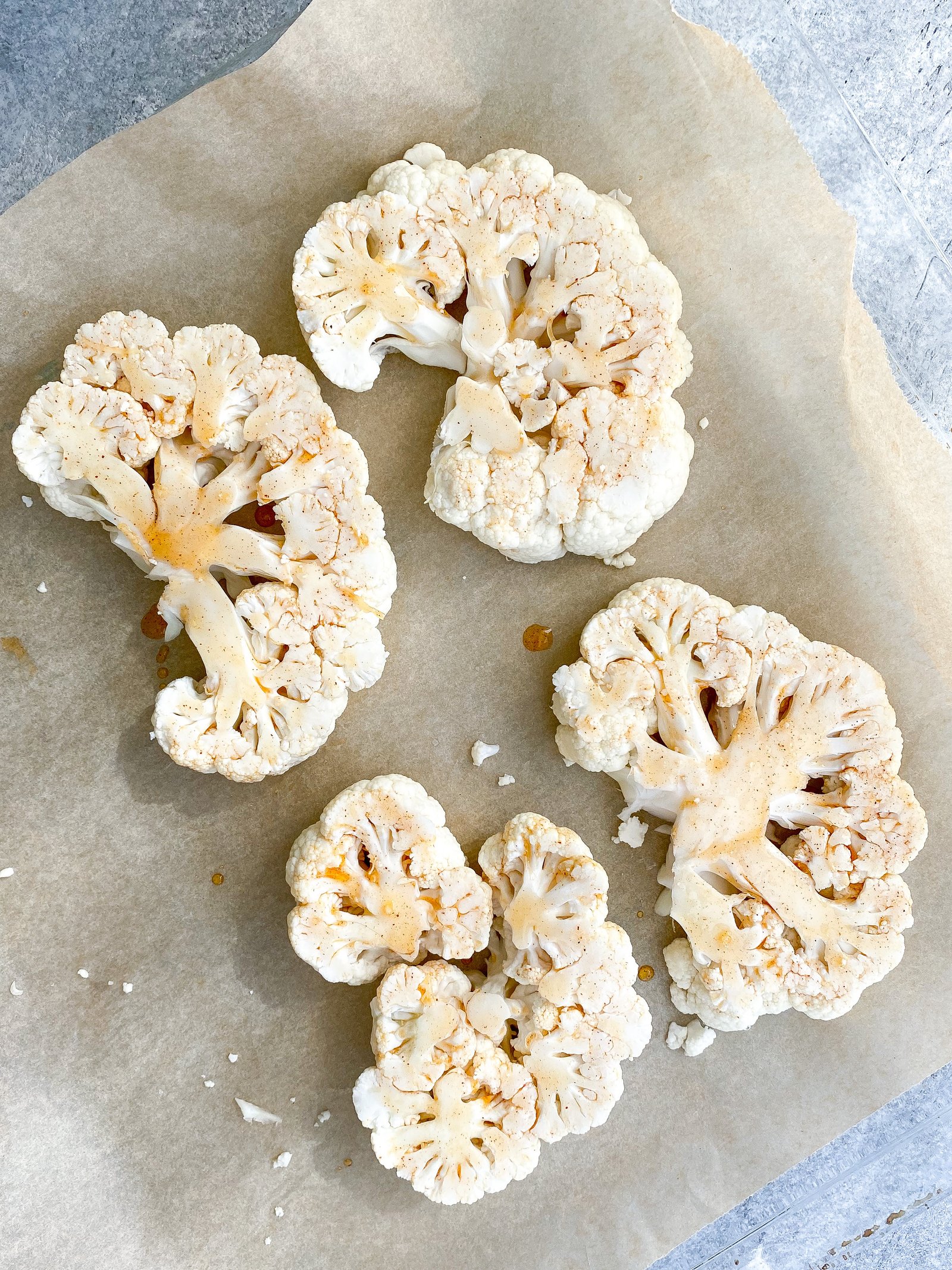 Cheesy cauliflower steaks