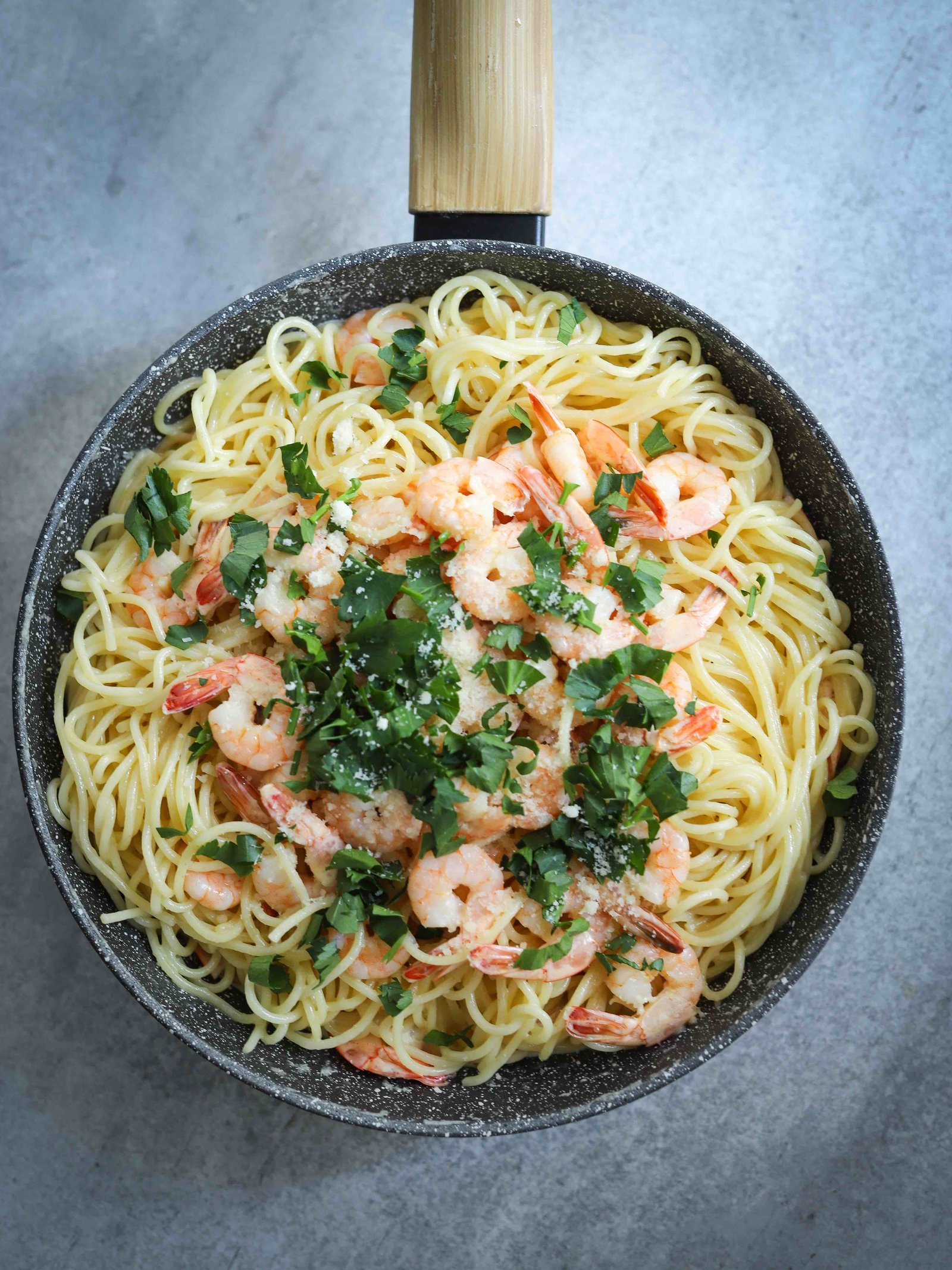 Creamy shrimp pasta