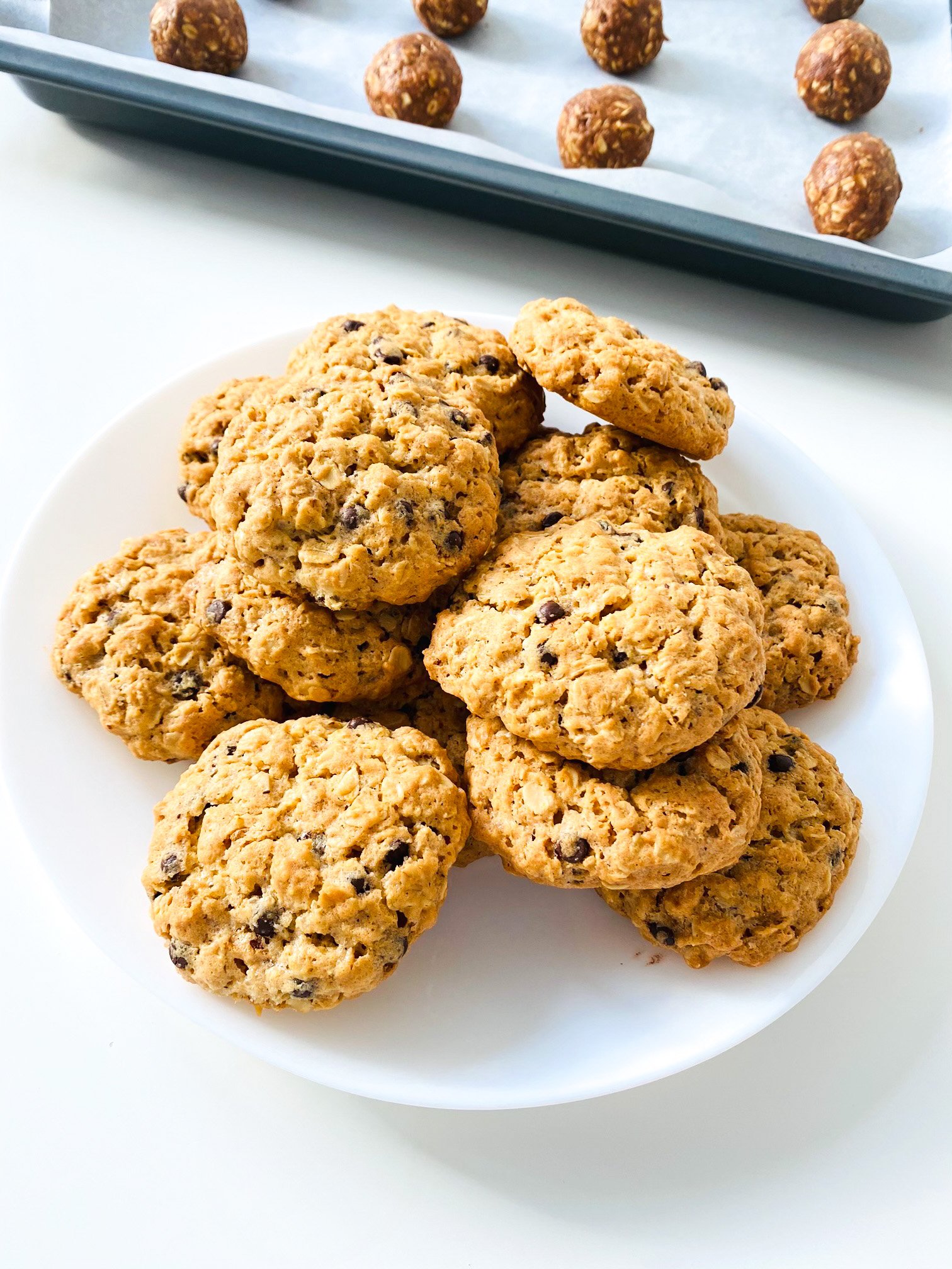 Oatmeal chocolate chip cookies